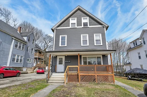 $2,400 | 28 Ekman Street, Unit 1, Worcester, MA 01607