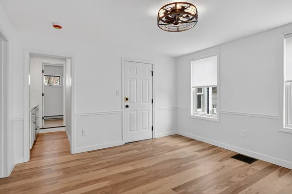 $2,400 | 28 Ekman Street, Unit 1, Worcester, MA 01607