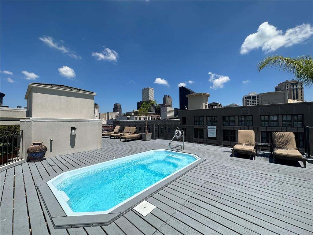 330 Julia Street, Unit 205 New Orleans, LA 70130 - Photo 19 of 28 Gallery Image 19