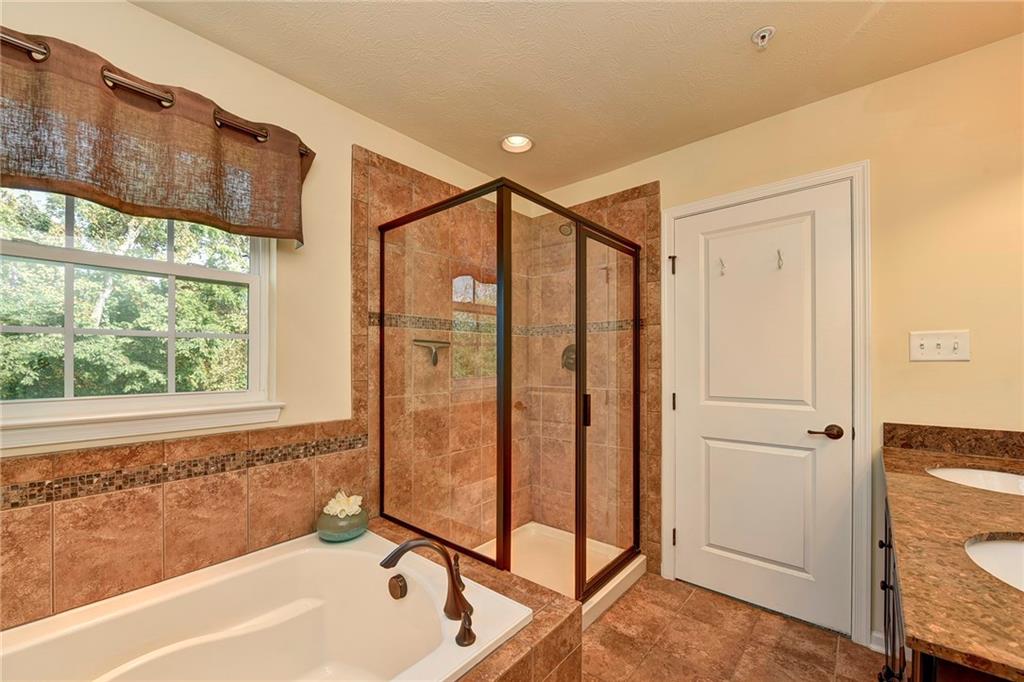 324 Maple Ridge Drive Canonsburg, PA 15317 - Photo 18 of 24 Gallery Image 18
