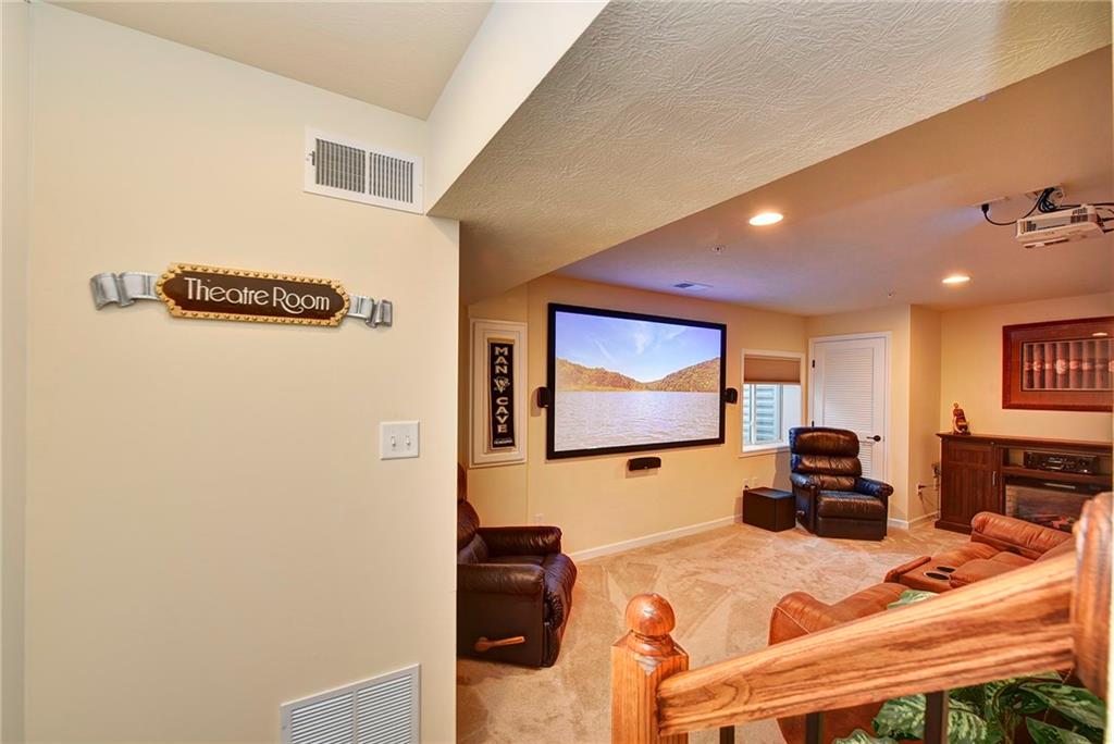 324 Maple Ridge Drive Canonsburg, PA 15317 - Photo 22 of 24 Gallery Image 22