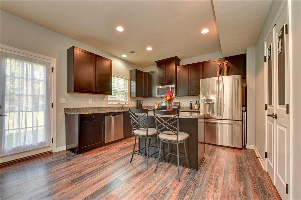 324 Maple Ridge Drive Canonsburg, PA 15317 - Photo 8 of 24 Gallery Image 8