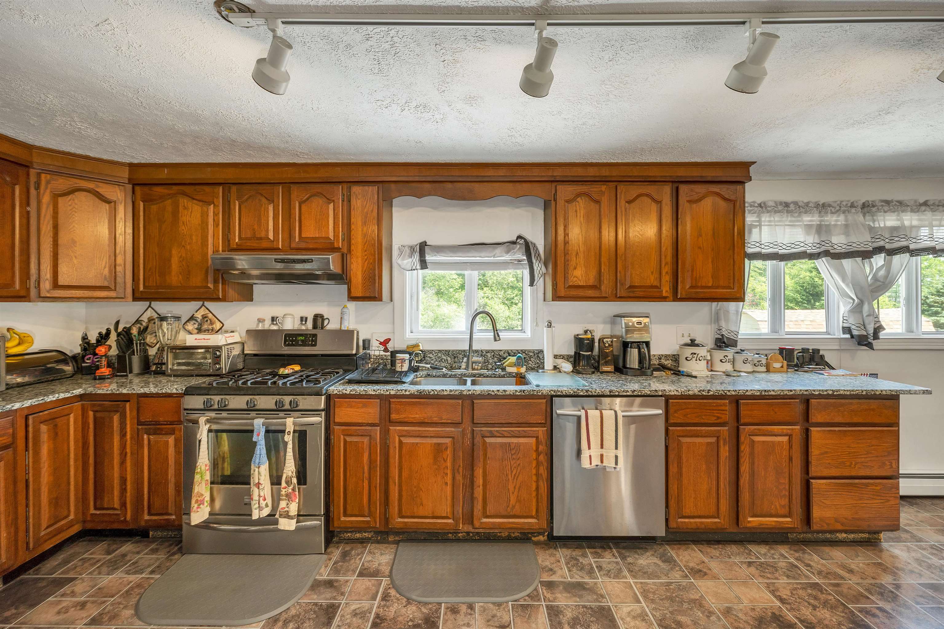 424 Sandogardy Pond Road Northfield, NH 03276 - Photo 10 of 36