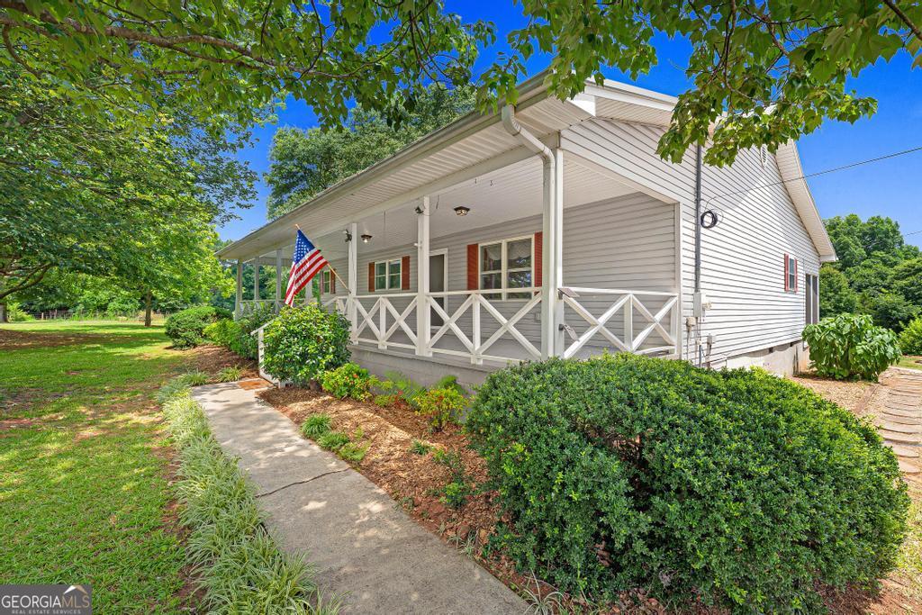 481 North Fairview Road Lavonia, GA 30553 - Photo 3 of 59