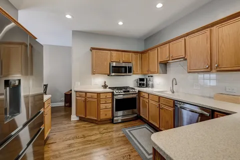 $625,000 | 4256 Stableford Lane, Naperville, IL 60564