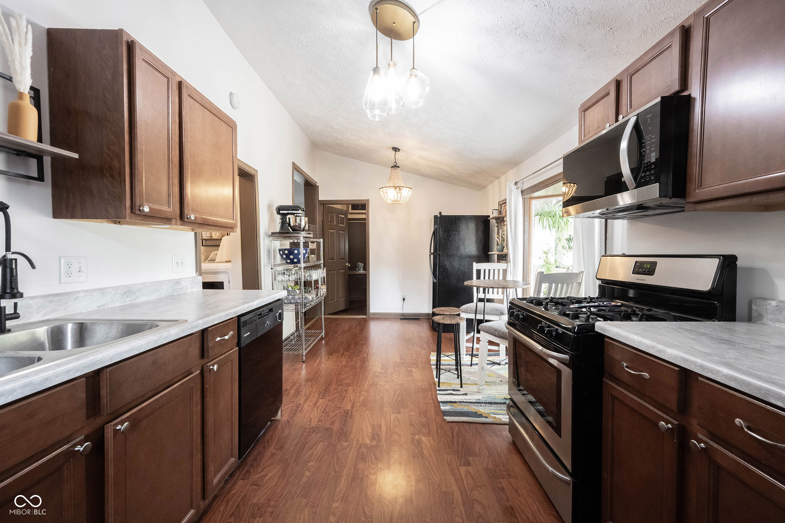 2909 Huntsville Road Pendleton, IN 46064 - Photo 15 of 56