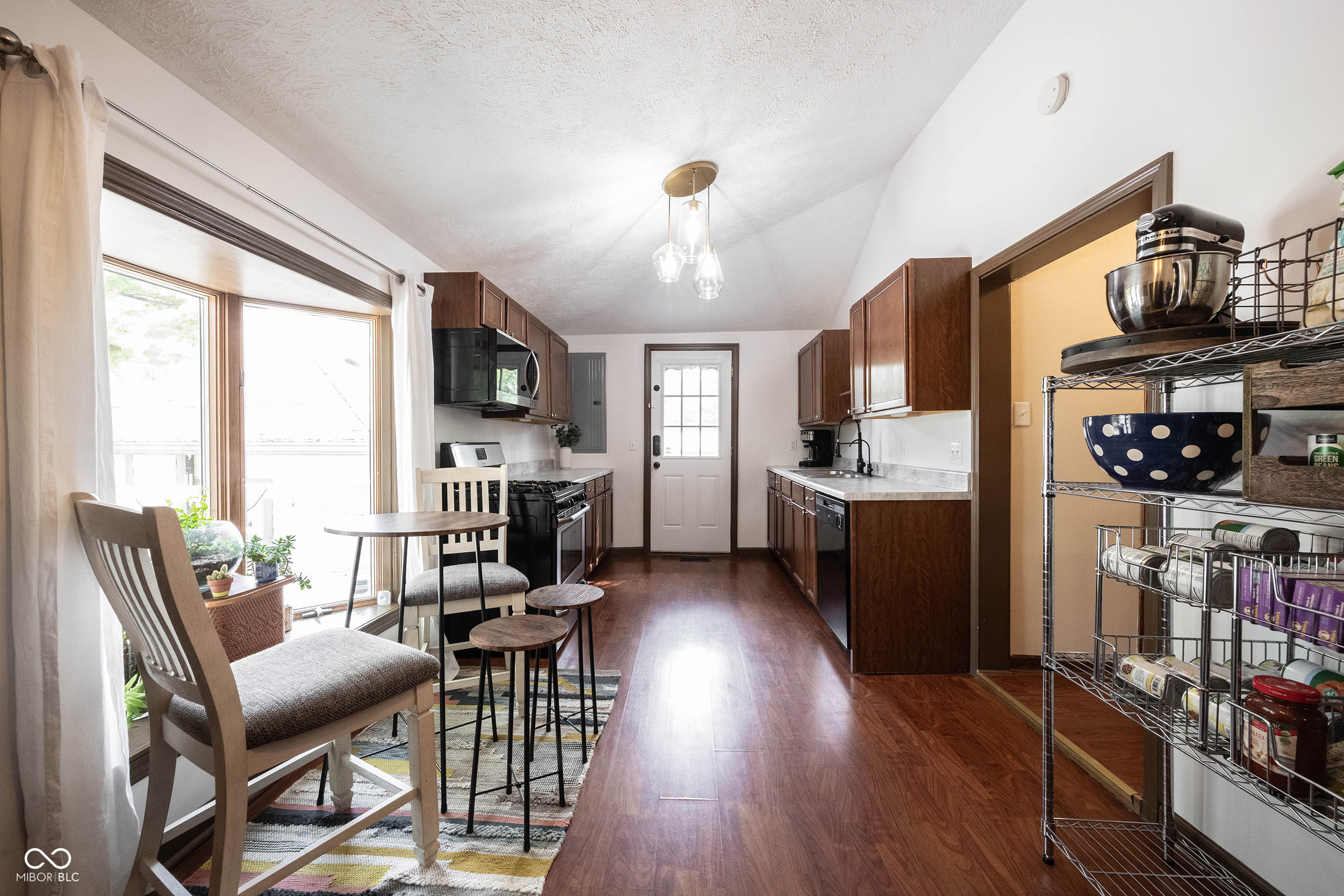 2909 Huntsville Road Pendleton, IN 46064 - Photo 3 of 56