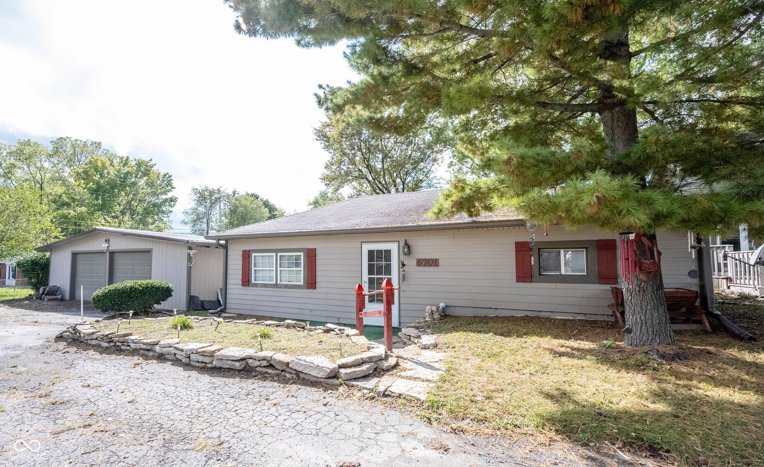 2909 Huntsville Road Pendleton, IN 46064 - Photo 5 of 56