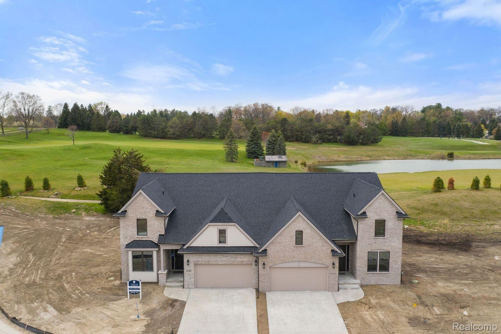 3894 Albatross Court, Unit 14 Rochester, MI 48309 - Photo 5 of 40 opzXOcYw.jpeg