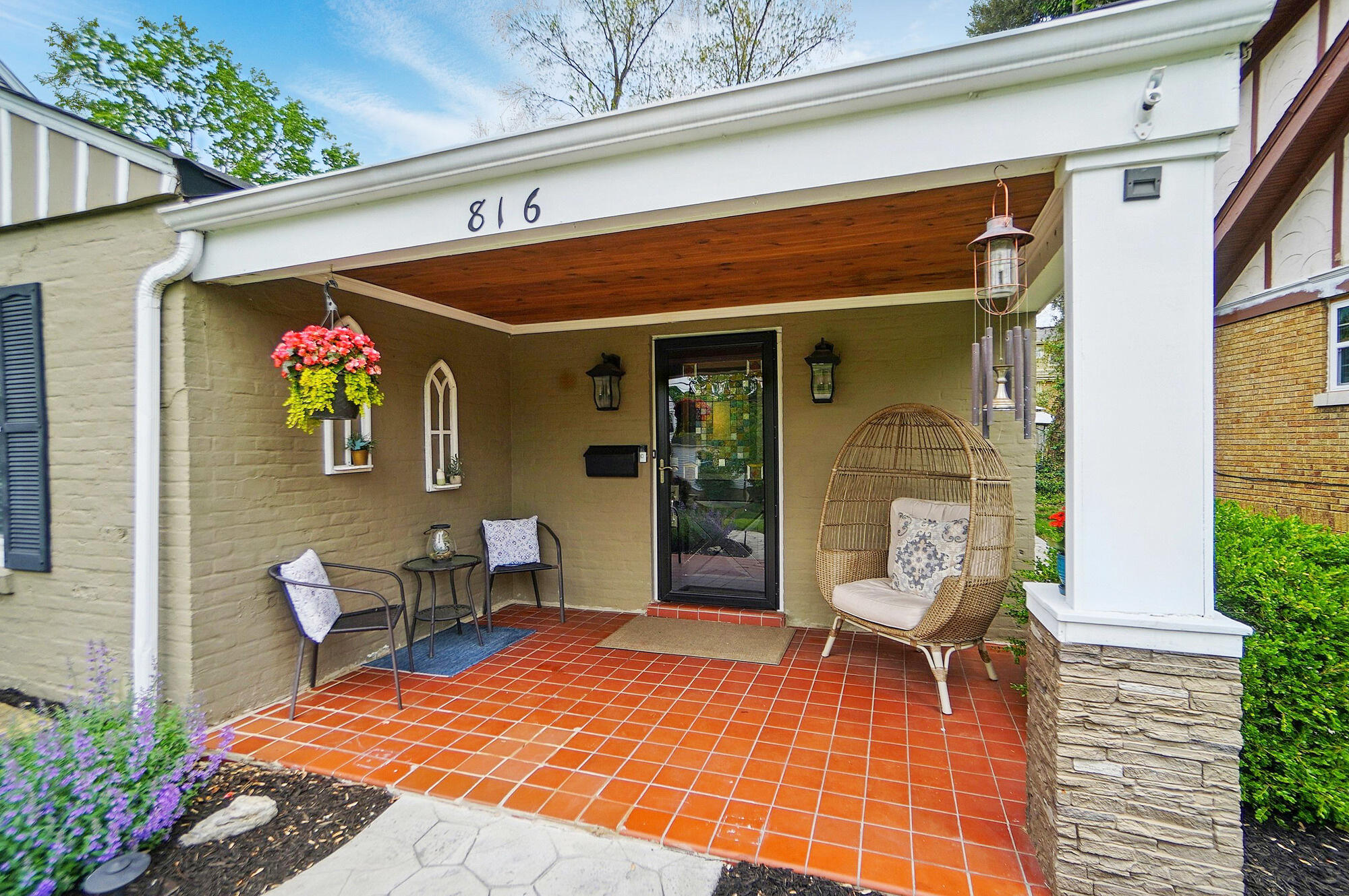 816 Aberdeen Road Covington, KY 41011 - Photo 4 of 42 Gallery Image 4