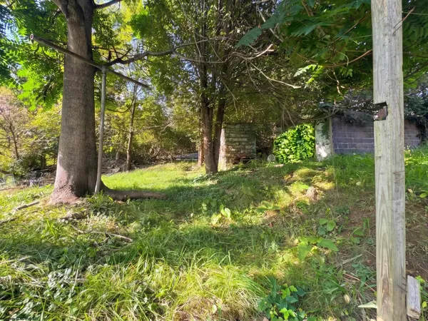 $16,000 | 215 Hamilton Street, Fairmont, WV 26554