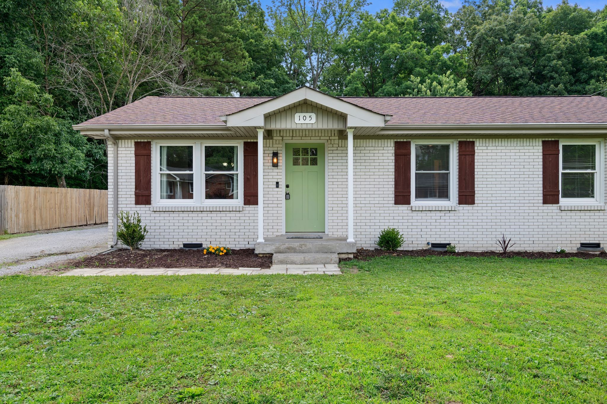 105 Billy Robb Street Greenbrier, TN 37073 - Photo 4 of 39