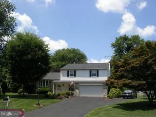 724 Beverly Road Holland, PA 18966 - Photo 1 of 6 Gallery Image 1