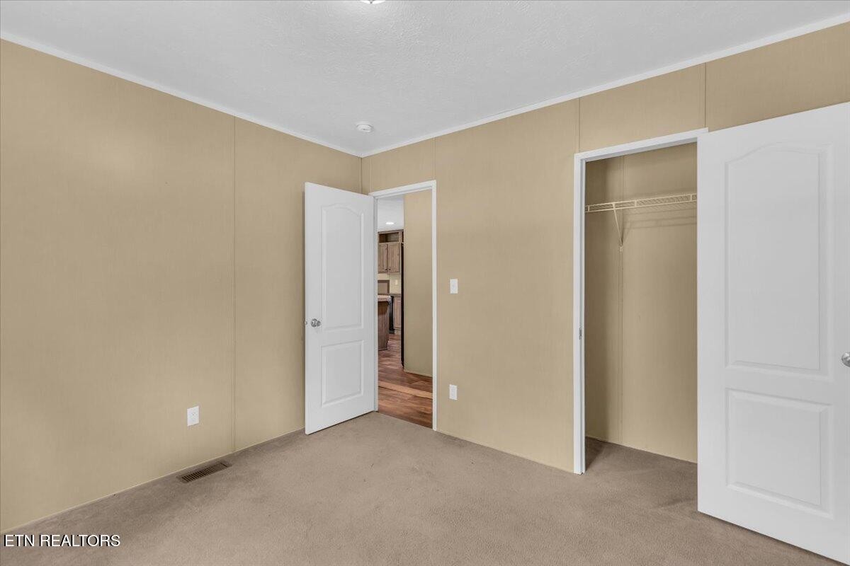 109 Post Oak Springs Road Rockwood, TN 37854 - Photo 17 of 24 a view of an empty room