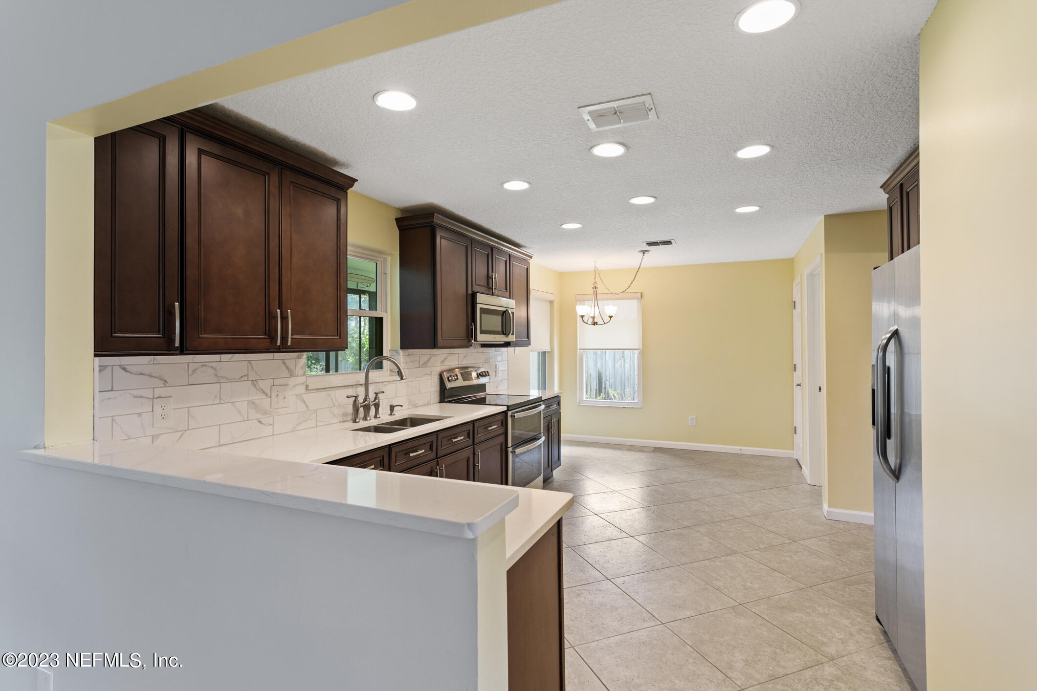 12403 Running River Road South Jacksonville, FL 32225 - Photo 12 of 51 Kitchen .