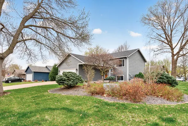 $379,000 | 7009 110th Avenue North, Champlin, MN 55316