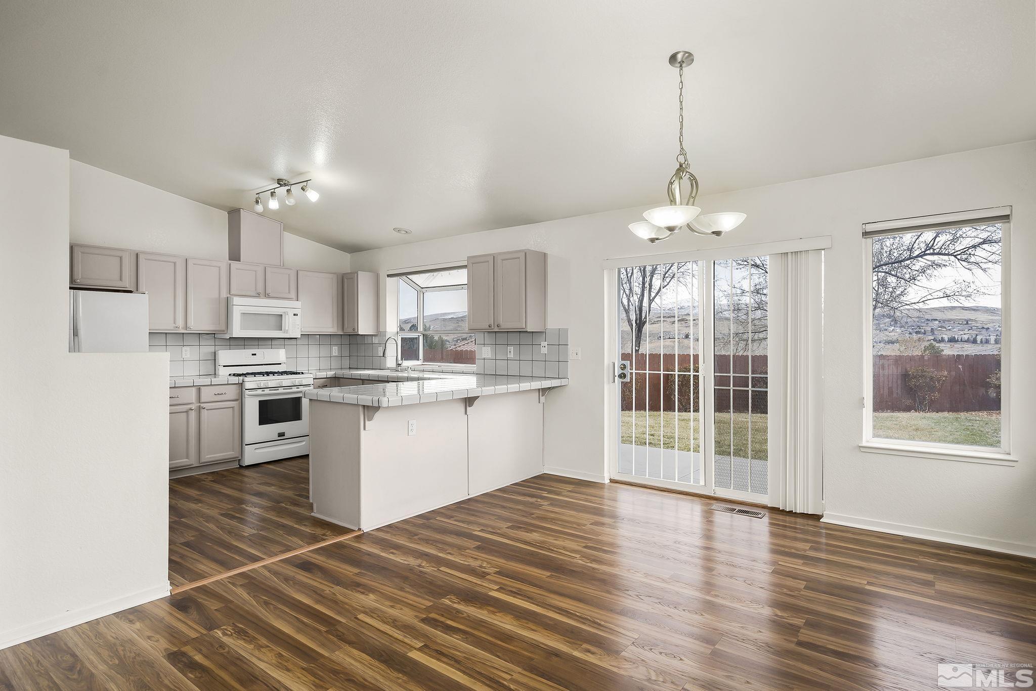 825 North University Park Loop Reno, NV 89512 - Photo 7 of 21 Photo 8