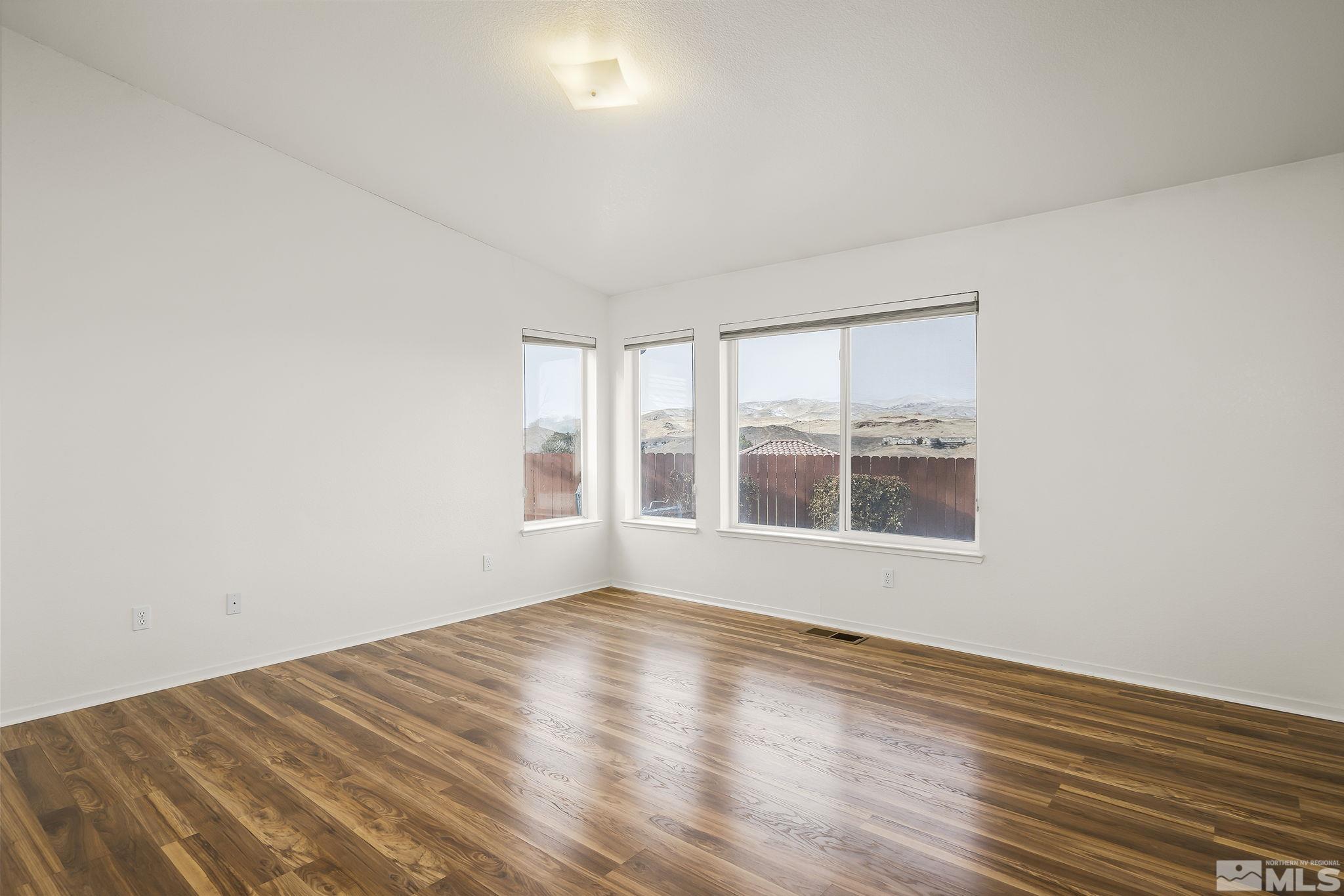 825 North University Park Loop Reno, NV 89512 - Photo 10 of 21 Photo 11