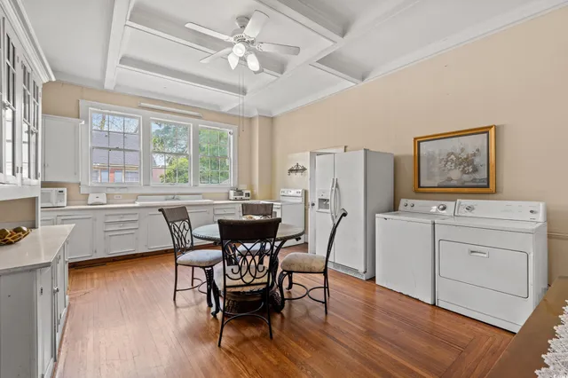 $299,000 | 304 North Main Street, Mullins, SC 29574