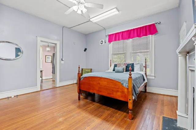 $299,000 | 304 North Main Street, Mullins, SC 29574