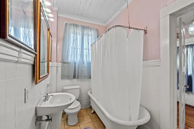 $299,000 | 304 North Main Street, Mullins, SC 29574