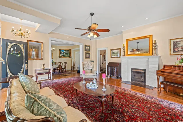 $299,000 | 304 North Main Street, Mullins, SC 29574