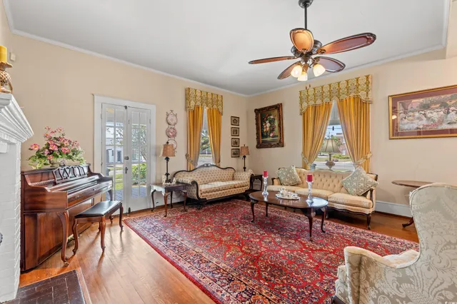 $299,000 | 304 North Main Street, Mullins, SC 29574