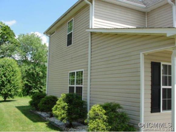 221 Wildbriar Road Fletcher, NC 28732 - Photo 2 of 8