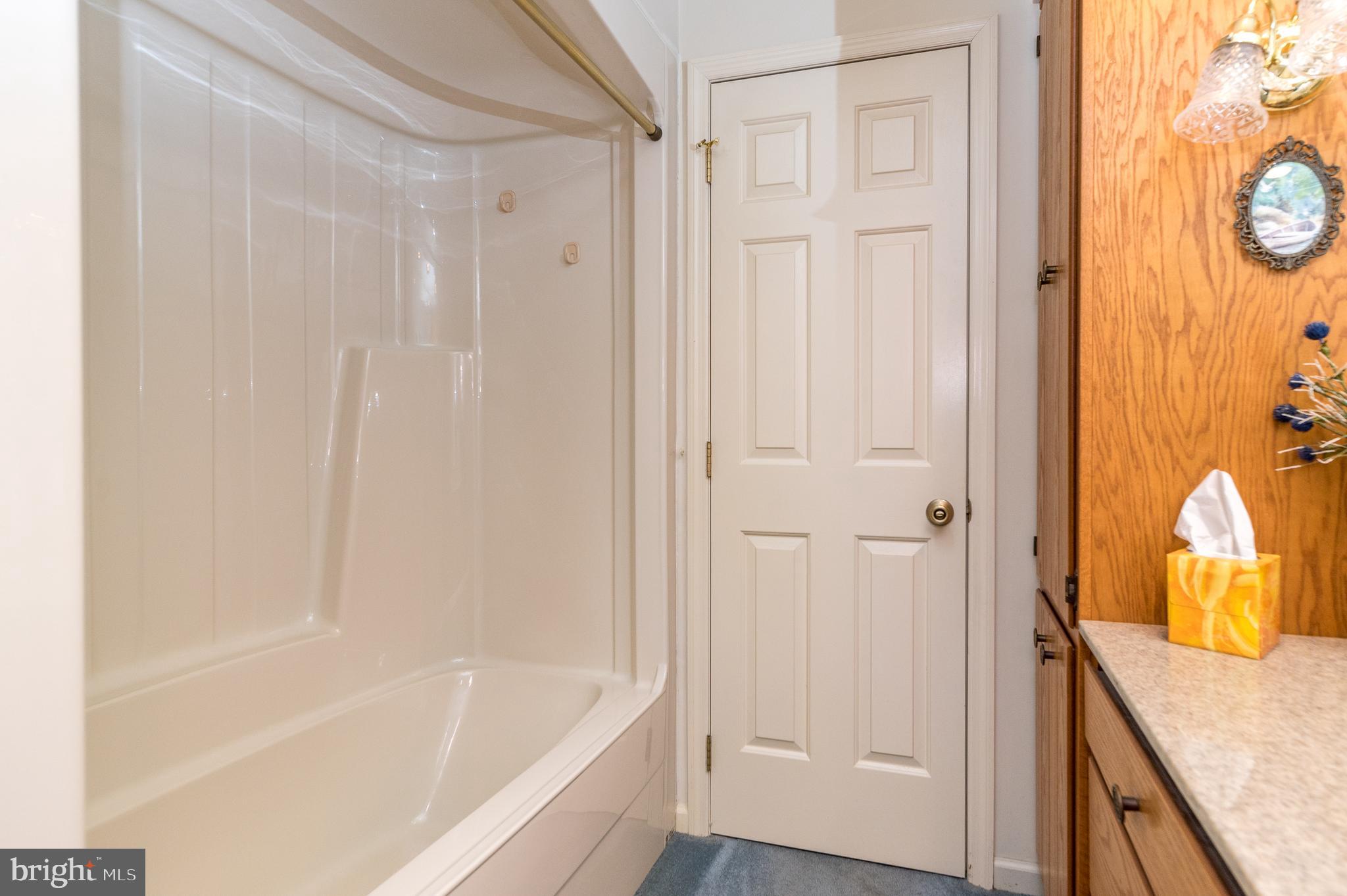 933 Mitman Road Easton, PA 18040 - Photo 17 of 46 Gallery Image 17