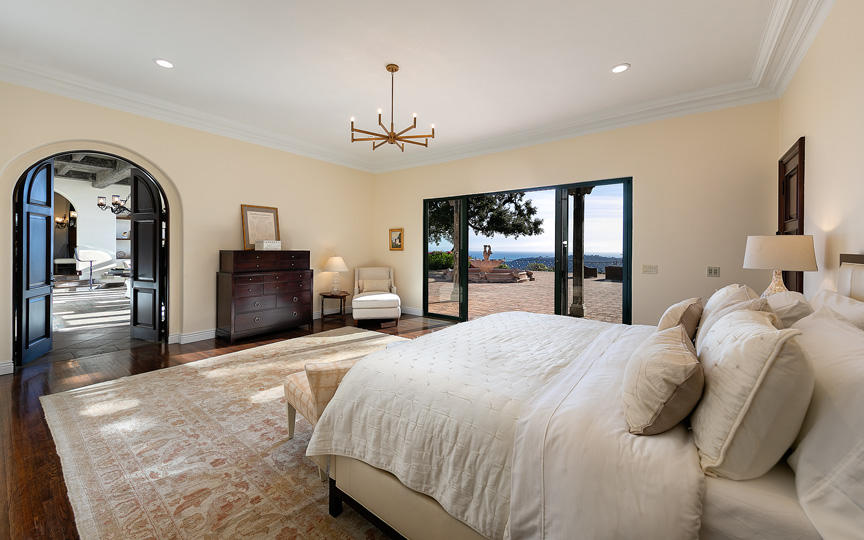 2029 Las Tunas Road Santa Barbara, CA 93103 - Photo 14 of 24 Ocean View Master Bedroom Suite