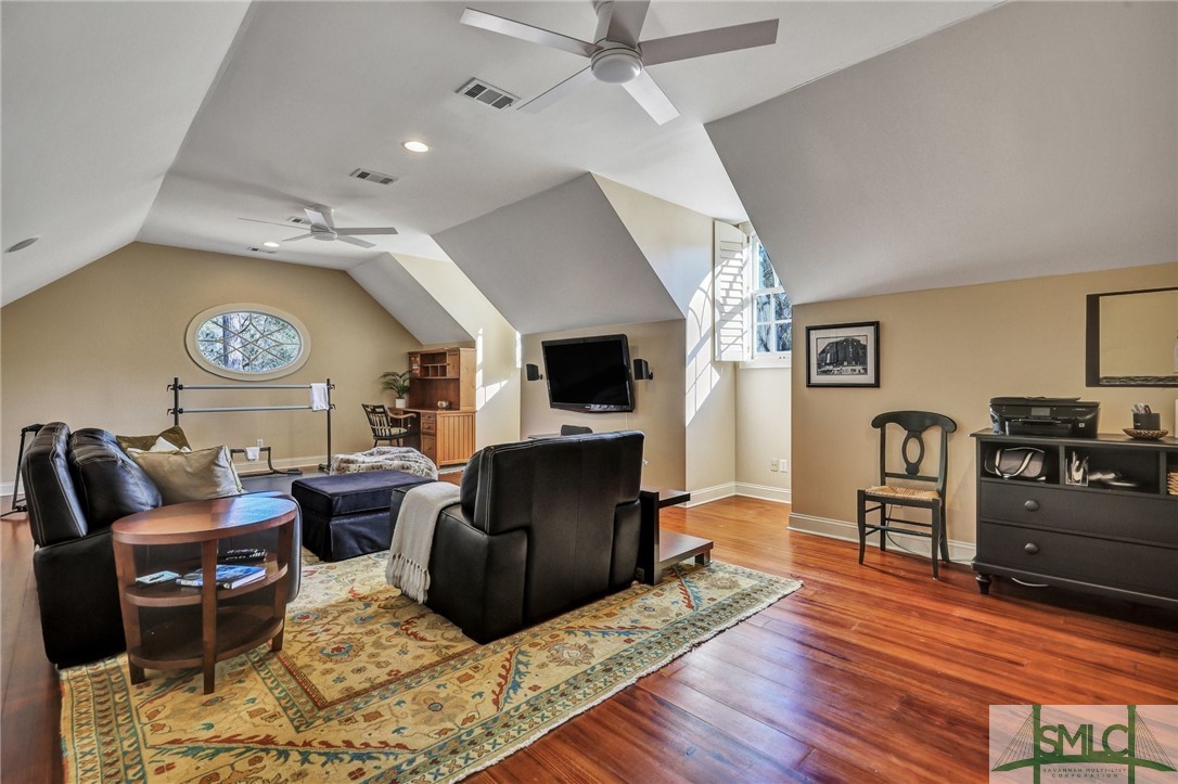 4 Hibernia Road Savannah, GA 31411 - Photo 19 of 48 Bonus Room with Lots of Windows and Storage
