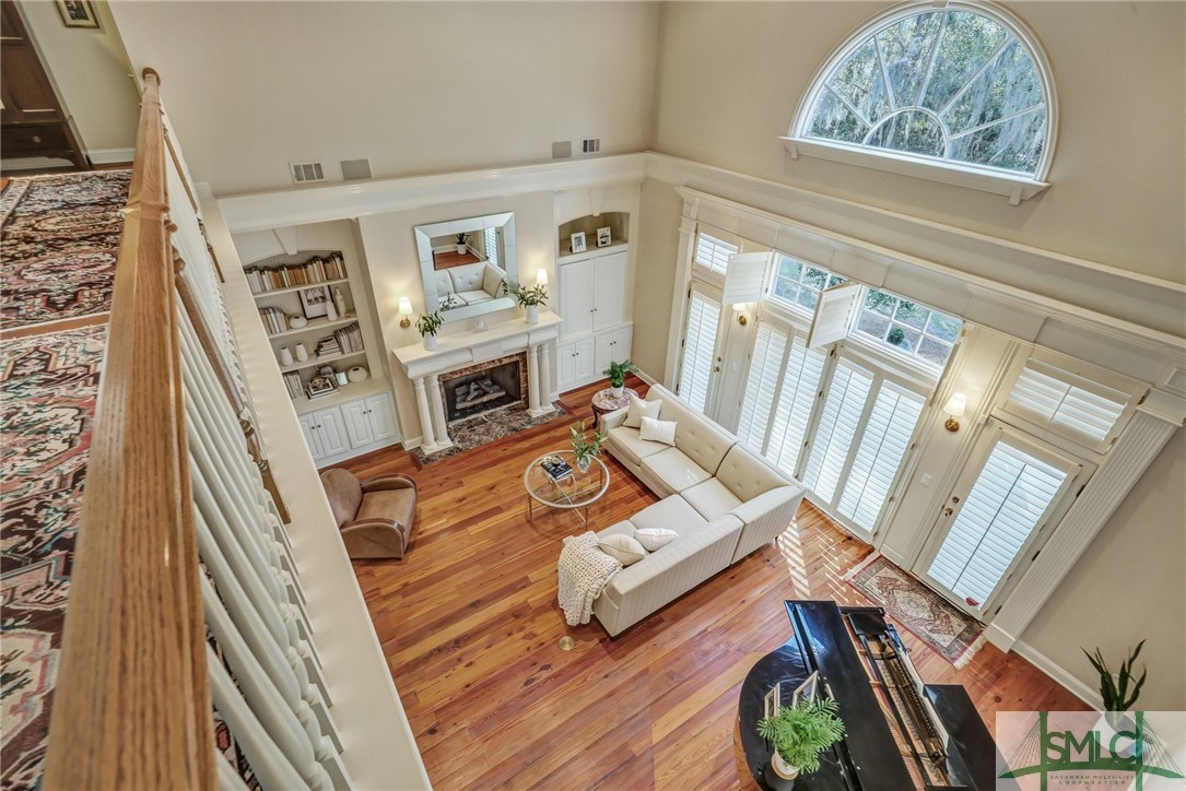 4 Hibernia Road Savannah, GA 31411 - Photo 25 of 48 Overlooking Living Room