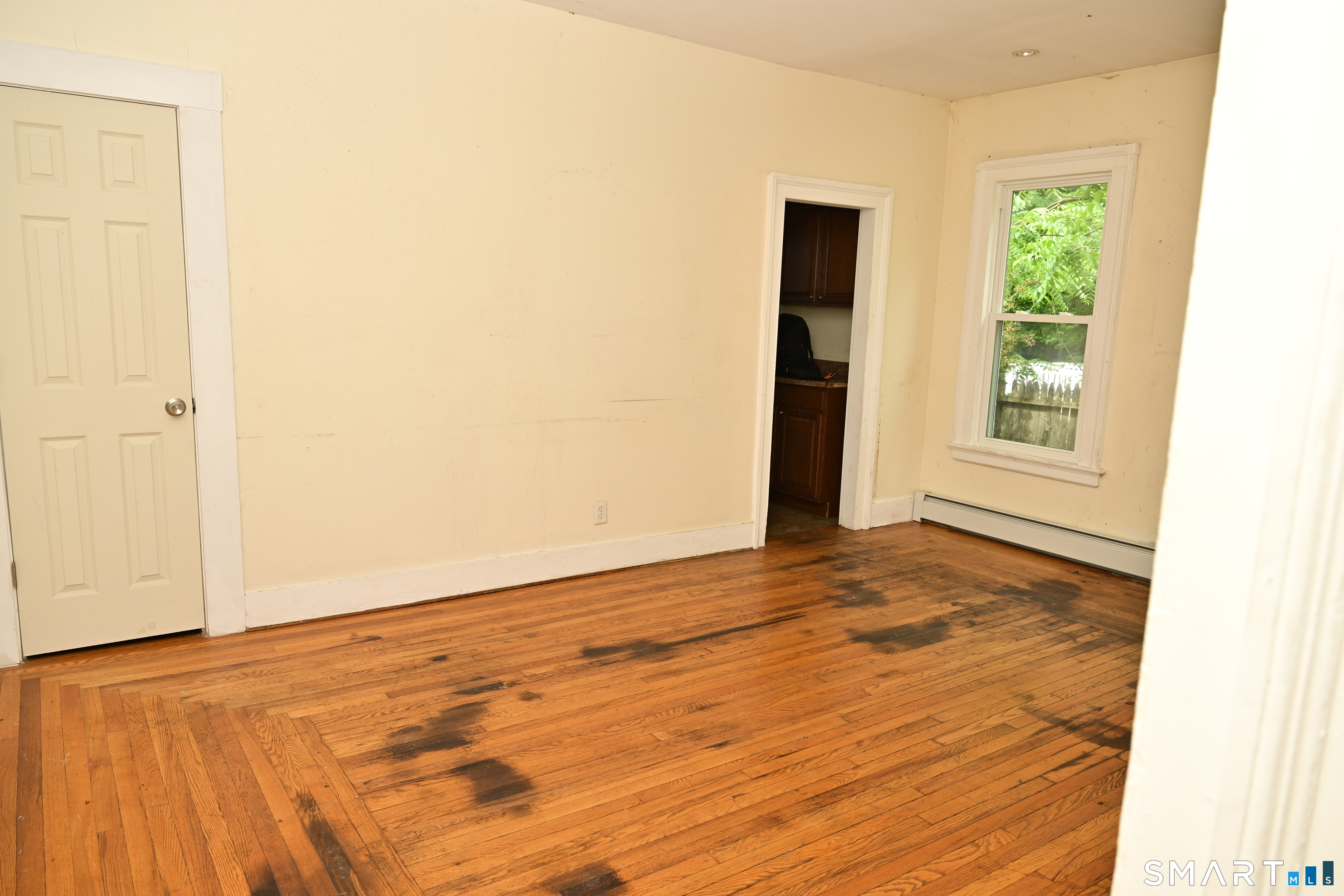 29 Locke Street Ansonia, CT 06401 - Photo 26 of 39