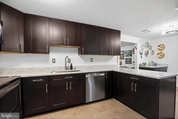 $389,900 | 9696 Meadowview Drive, Newburg, MD 20664