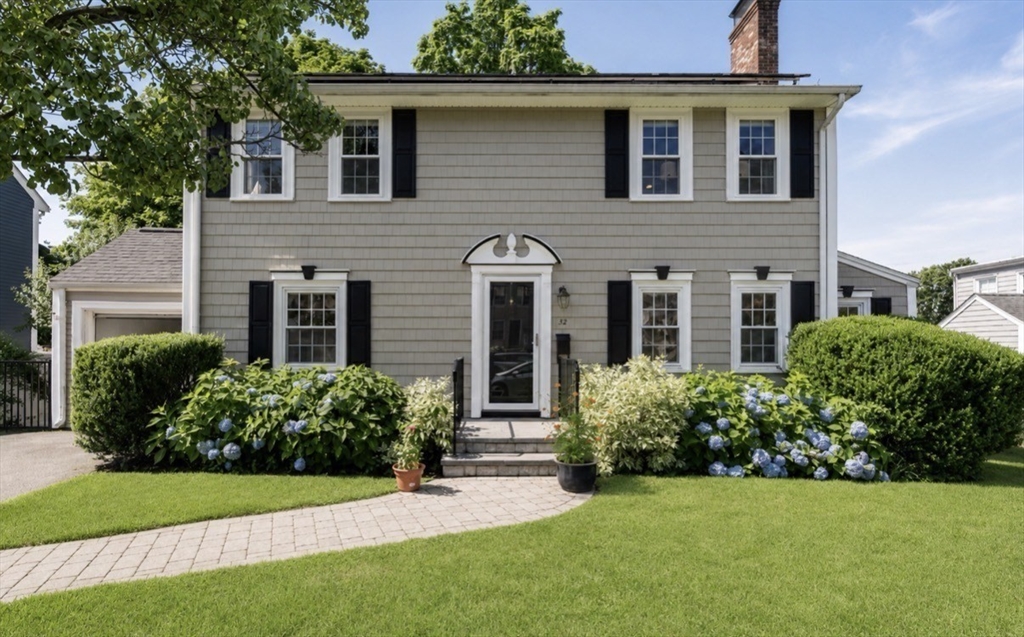 32 Grosvenor Road Waltham, MA 02453 - Photo 1 of 39