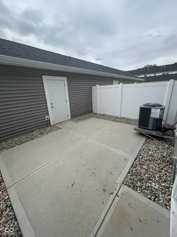 $275,449 | 19558 Northwest Drive, Westfield, IN 46074