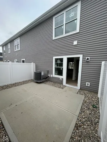 $275,449 | 19558 Northwest Drive, Westfield, IN 46074