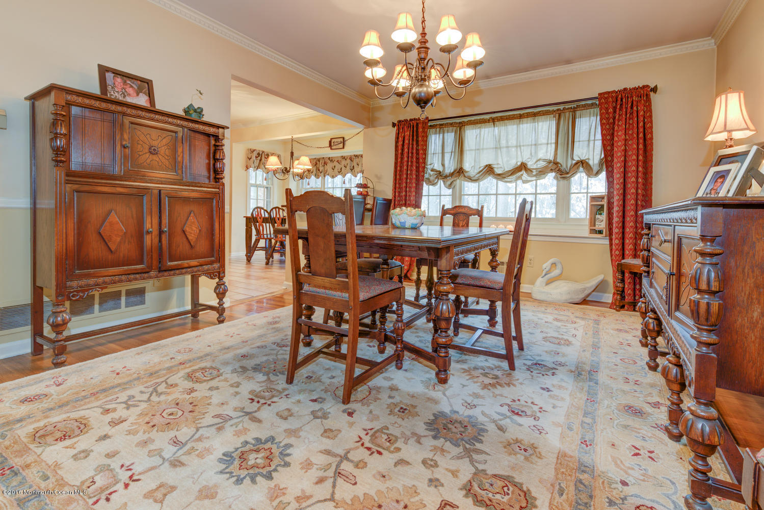 8 Georgetown Road Colts Neck, NJ 07722 - Photo 8 of 25 8 Georgetown Rd Colts Neck NJ-large-016-