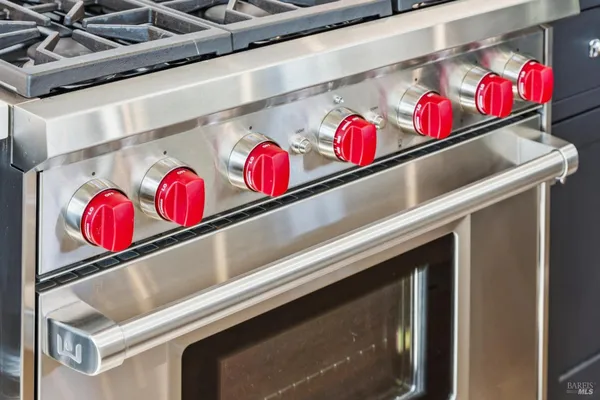 $10,000 | 1810 Quail Court, St. Helena, CA 94574