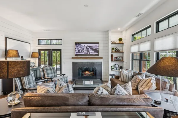 $10,000 | 1810 Quail Court, St. Helena, CA 94574