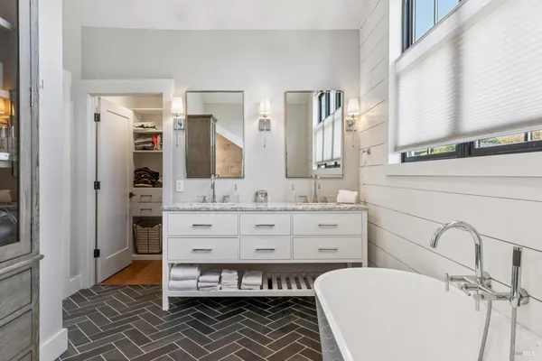 $10,000 | 1810 Quail Court, St. Helena, CA 94574