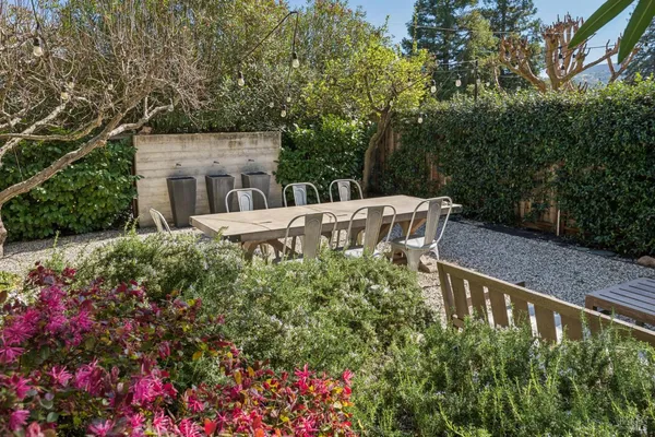 $10,000 | 1810 Quail Court, St. Helena, CA 94574