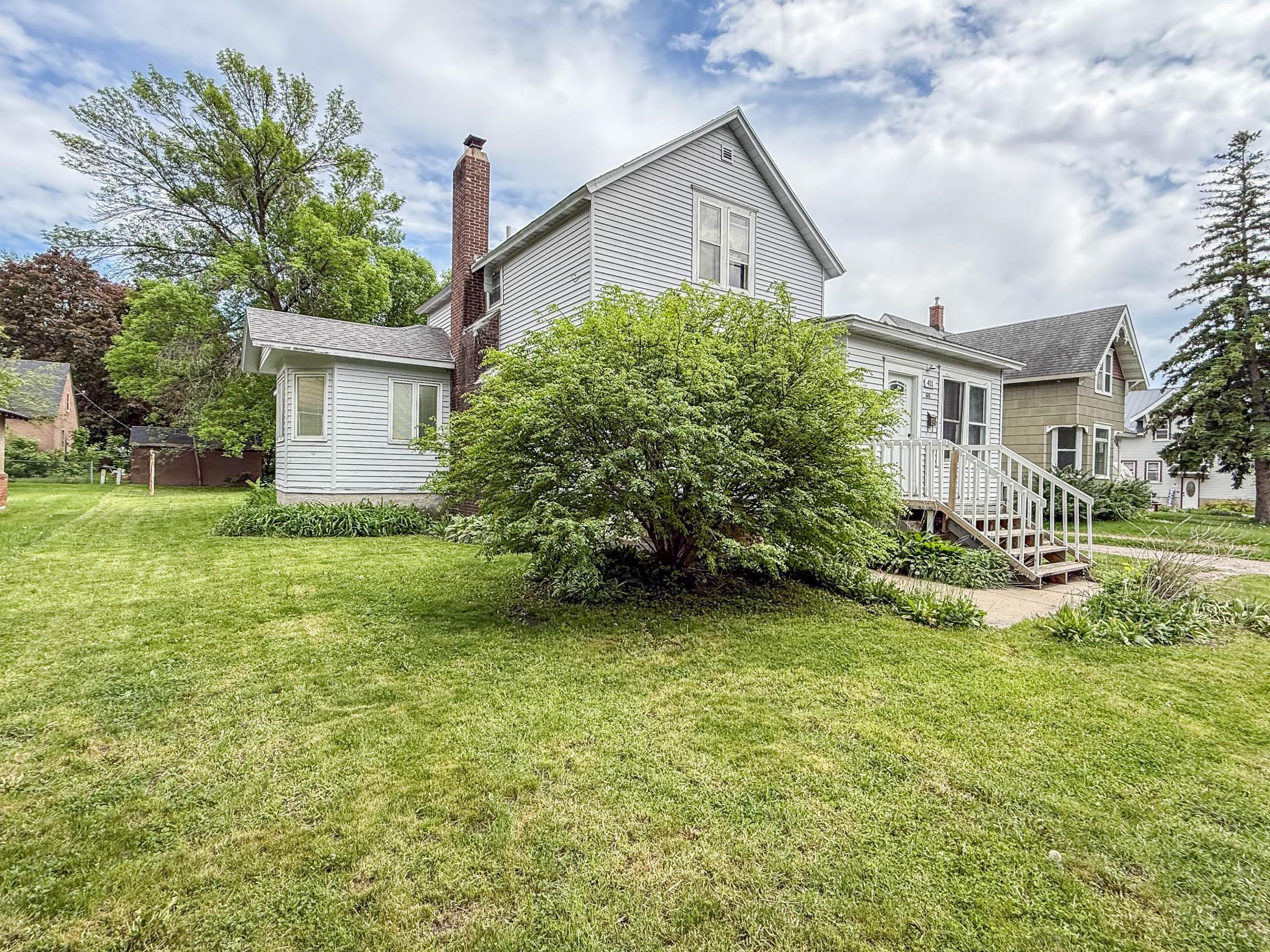 409 9th Street Southwest Willmar, MN 56201 - Photo 7 of 56