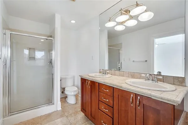 $3,150 | 6570 Canal Boulevard, New Orleans, LA 70124