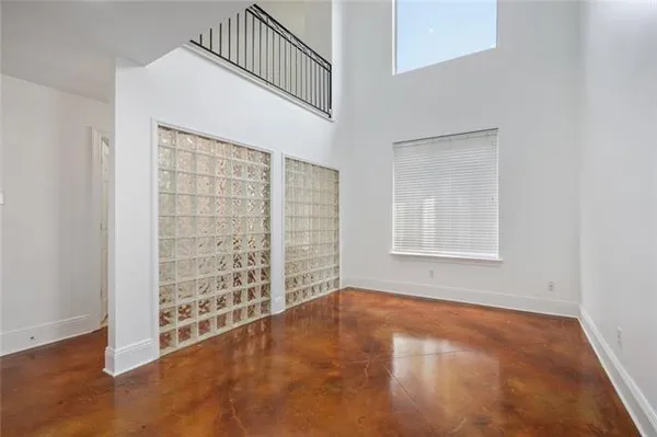 $3,150 | 6570 Canal Boulevard, New Orleans, LA 70124