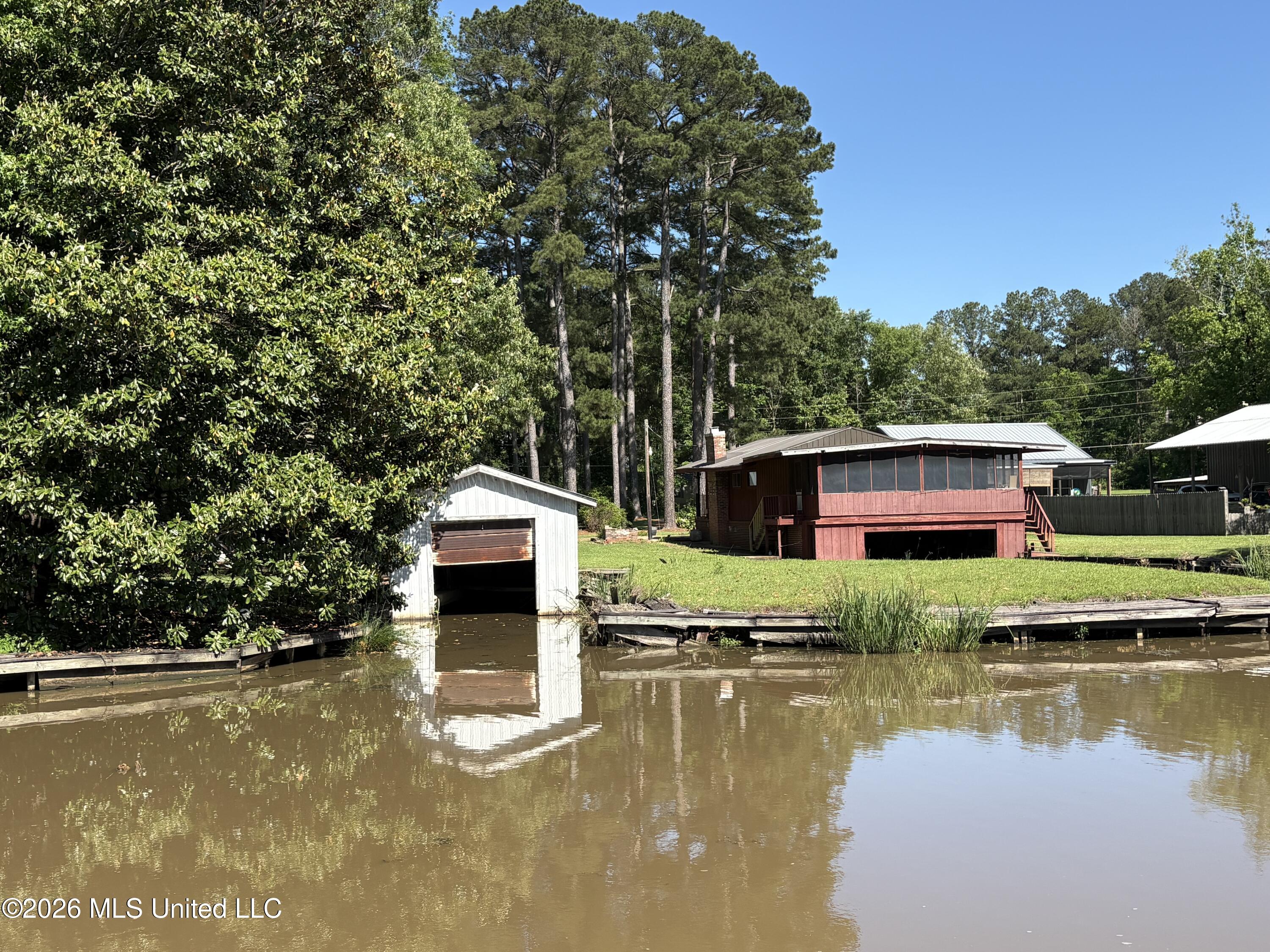 305 Lake Harbor Road Brandon, MS 39047 - Photo 2 of 31 IMG_7767