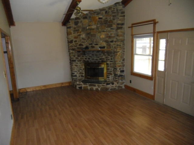 2283 Narrow Passage Road Buchanan, VA 24066 - Photo 8 of 10 living area