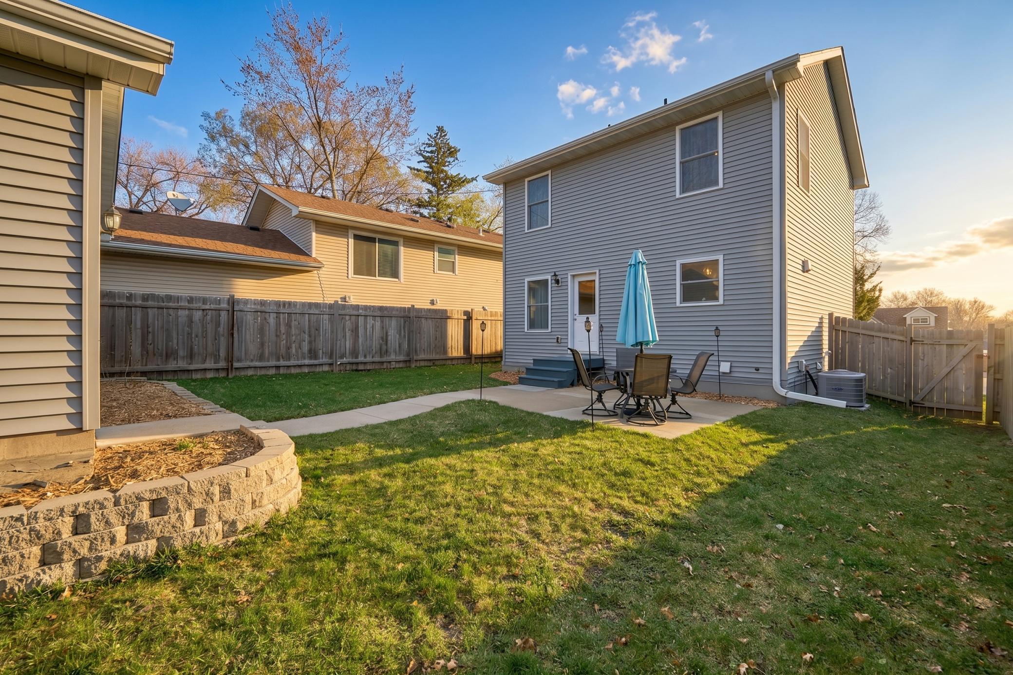 3846 Tyler Street Northeast Columbia Heights, MN 55421 - Photo 3 of 28
