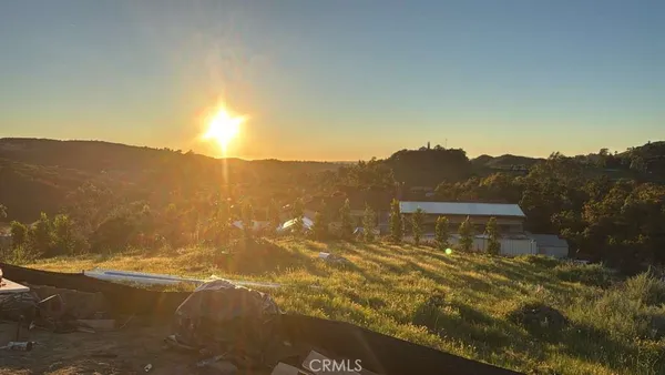 $500,000 | 1504 Avohill Drive, Vista, CA 92084