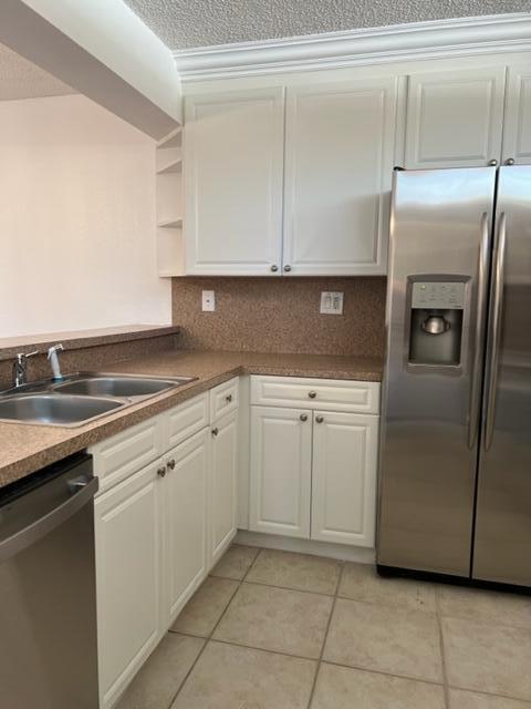 8285 Severn Drive, Unit B Boca Raton, FL 33433 - Photo 6 of 35 IMG_2903